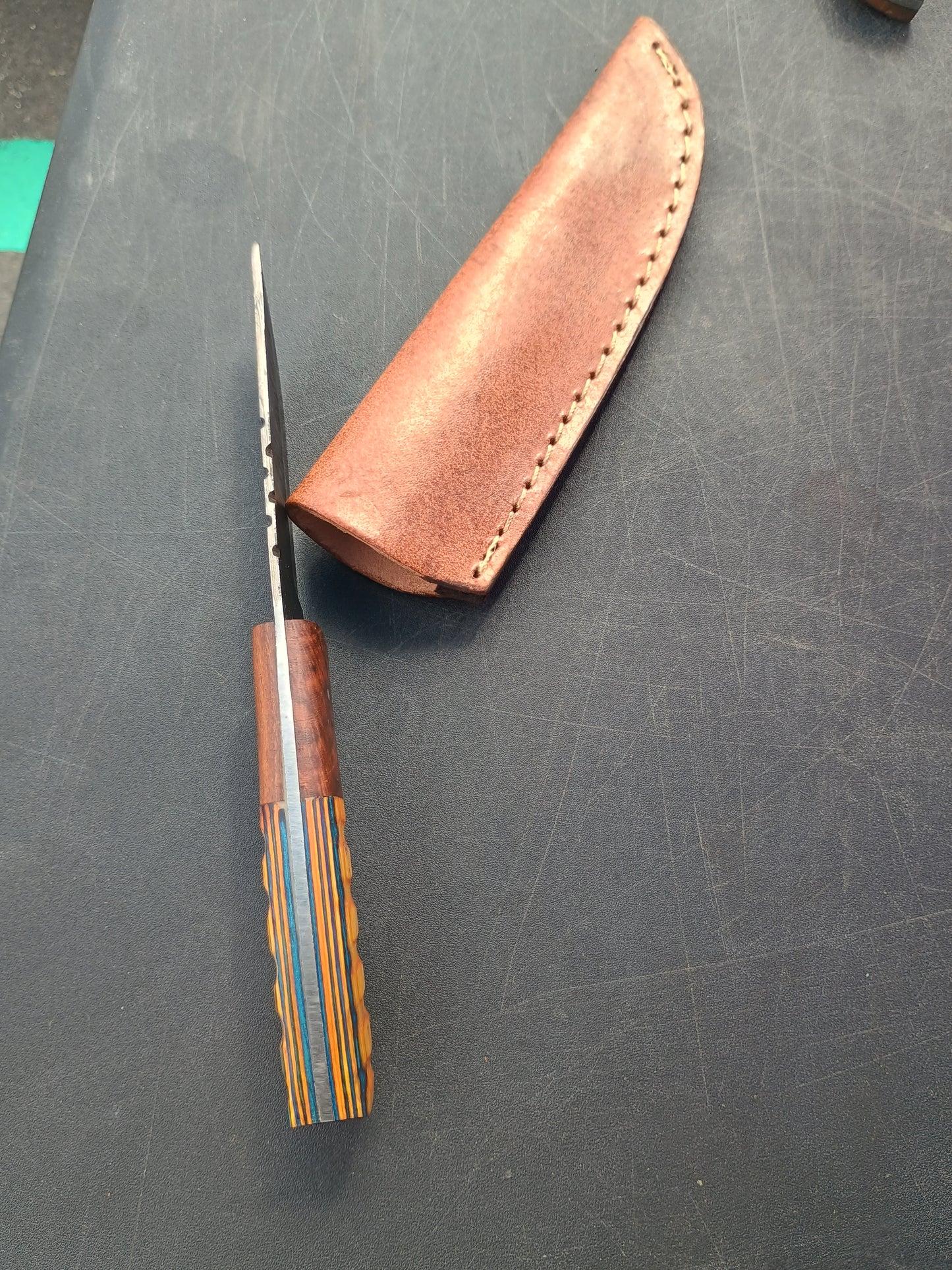 Custom Handmade Damascus steel Hunting Knife With Sheath, Wood Handle 8" Overall