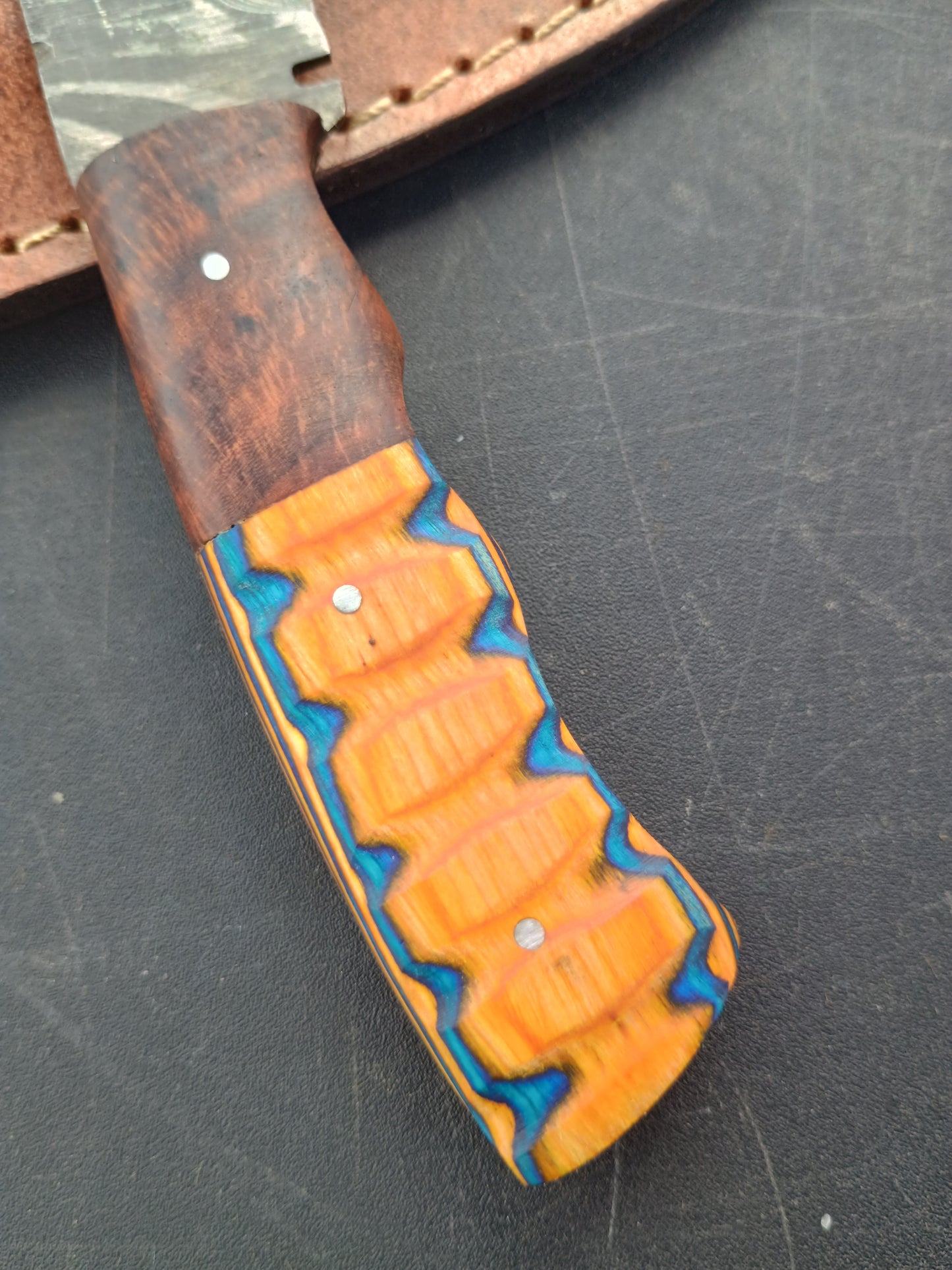 Custom Handmade Damascus steel Hunting Knife With Sheath, Wood Handle 8" Overall
