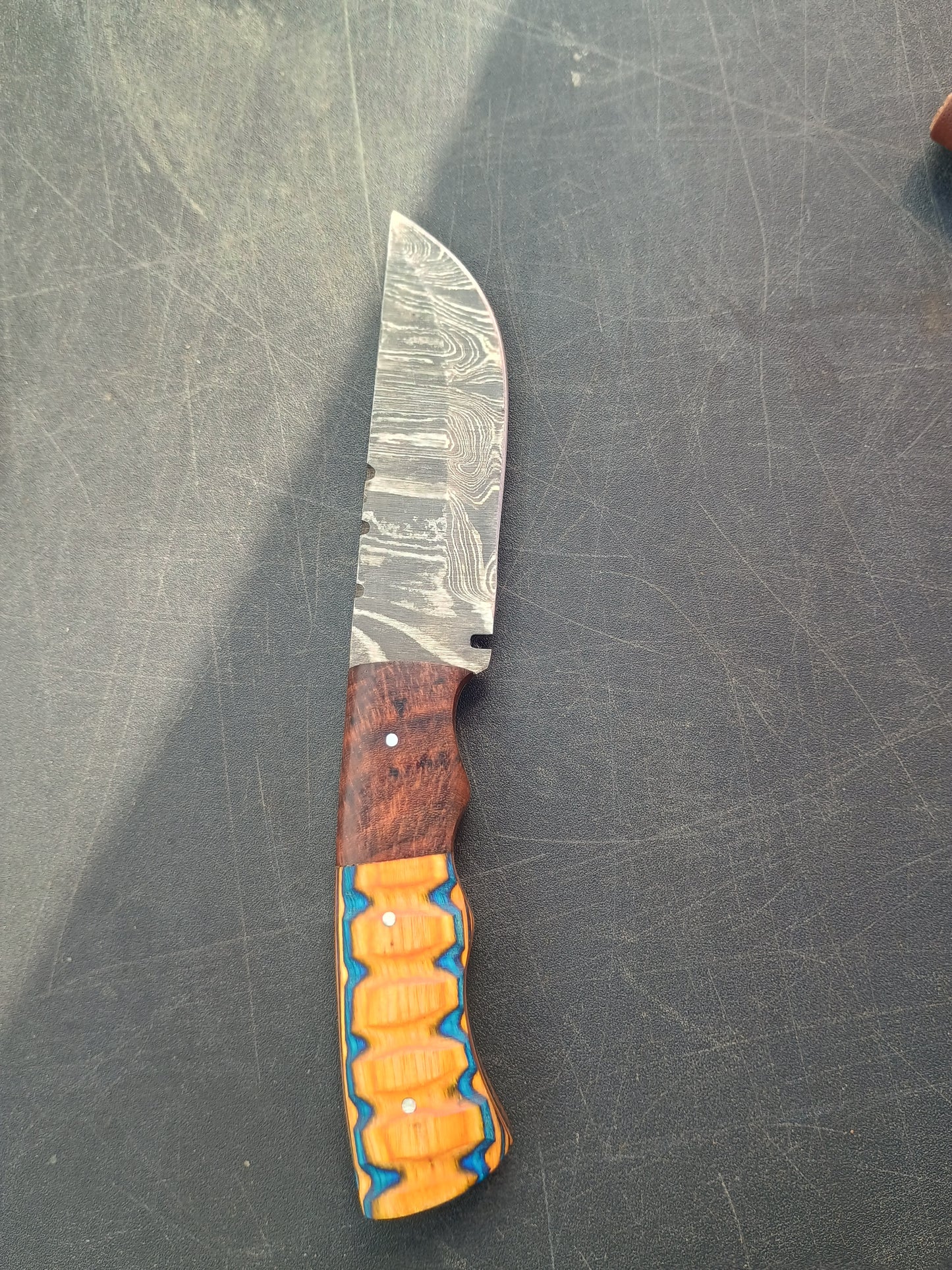 Custom Handmade Damascus steel Hunting Knife With Sheath, Wood Handle 8" Overall